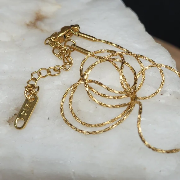 Natural Freshwater Pearl Pendant Luxury 14K Gold pl Chain Hypoallergenic